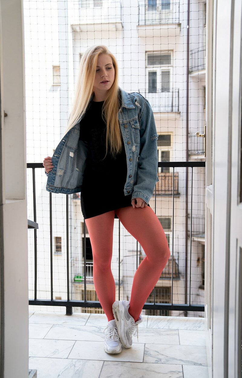 Любовь, 20 лет, 5 размер груди